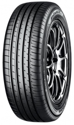 235/65R17 108V Yokohama BluEarth-XT AE61